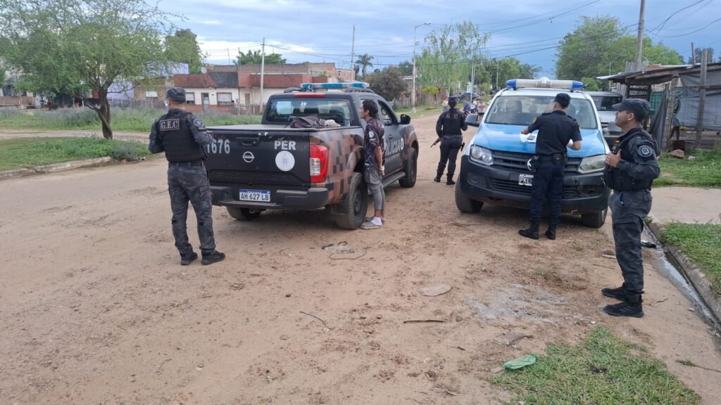 Tres detenidos y 45 dosis de cocaína secuestradas tras un operativo de saturación en Concordia